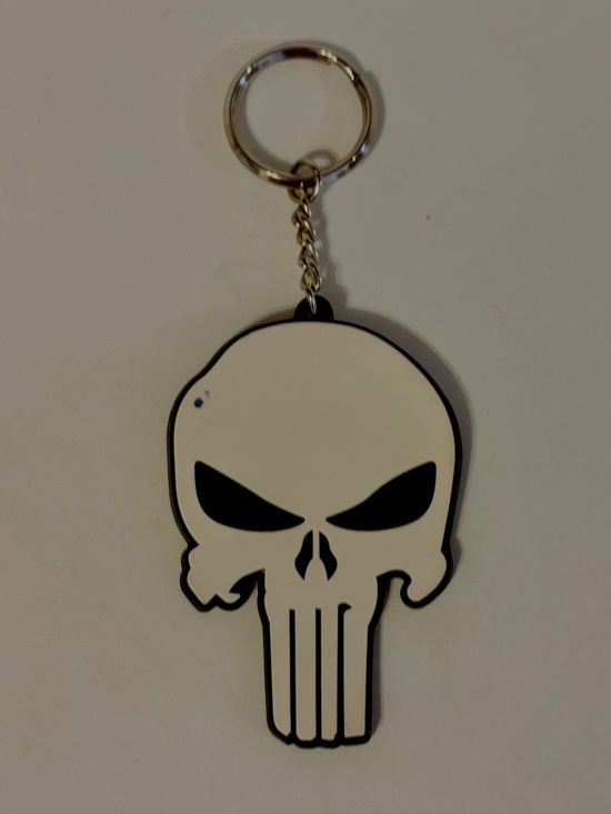 Marvel Other - Marvel Punisher Logo Retro Rubber Keychain 2006 Retired Vintage Y2K Lions Gate